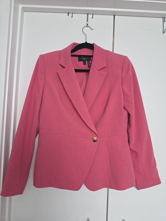 Donna Karan Jackets & Blazers - Donna Karan Pink Single-Button Blazer